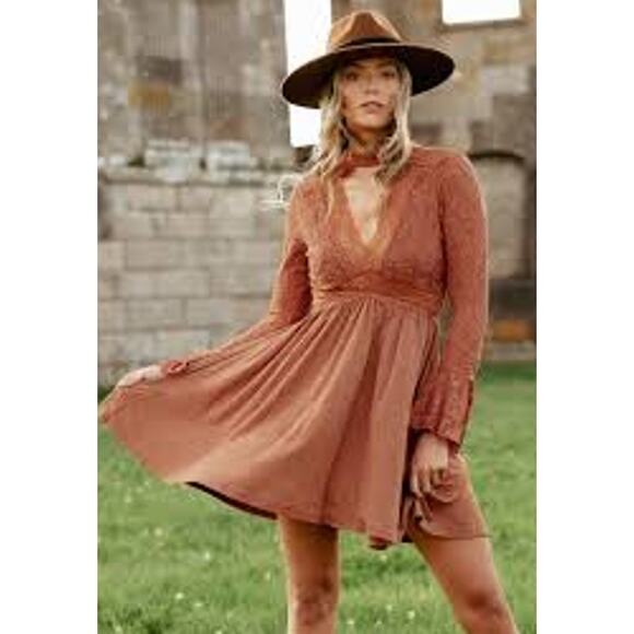 Joyfolie Dresses & Skirts - Joyfolie Kandra Mini Dress Sheer Lace long sleeve terracotta Small NWT